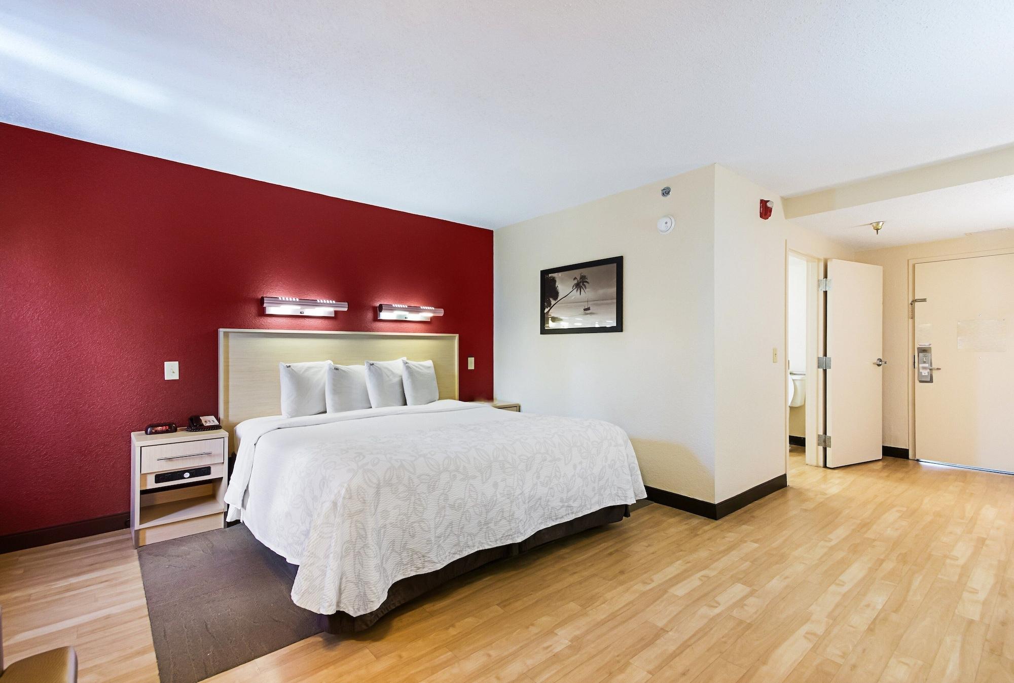 Red Roof Inn Plus+ Уэст-Палм-Бич Экстерьер фото